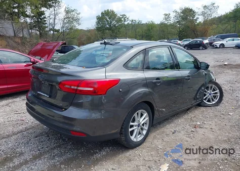 2015 Ford Focus Se z USA, uszkodzony, nr VIN 1FADP3F26FL274162